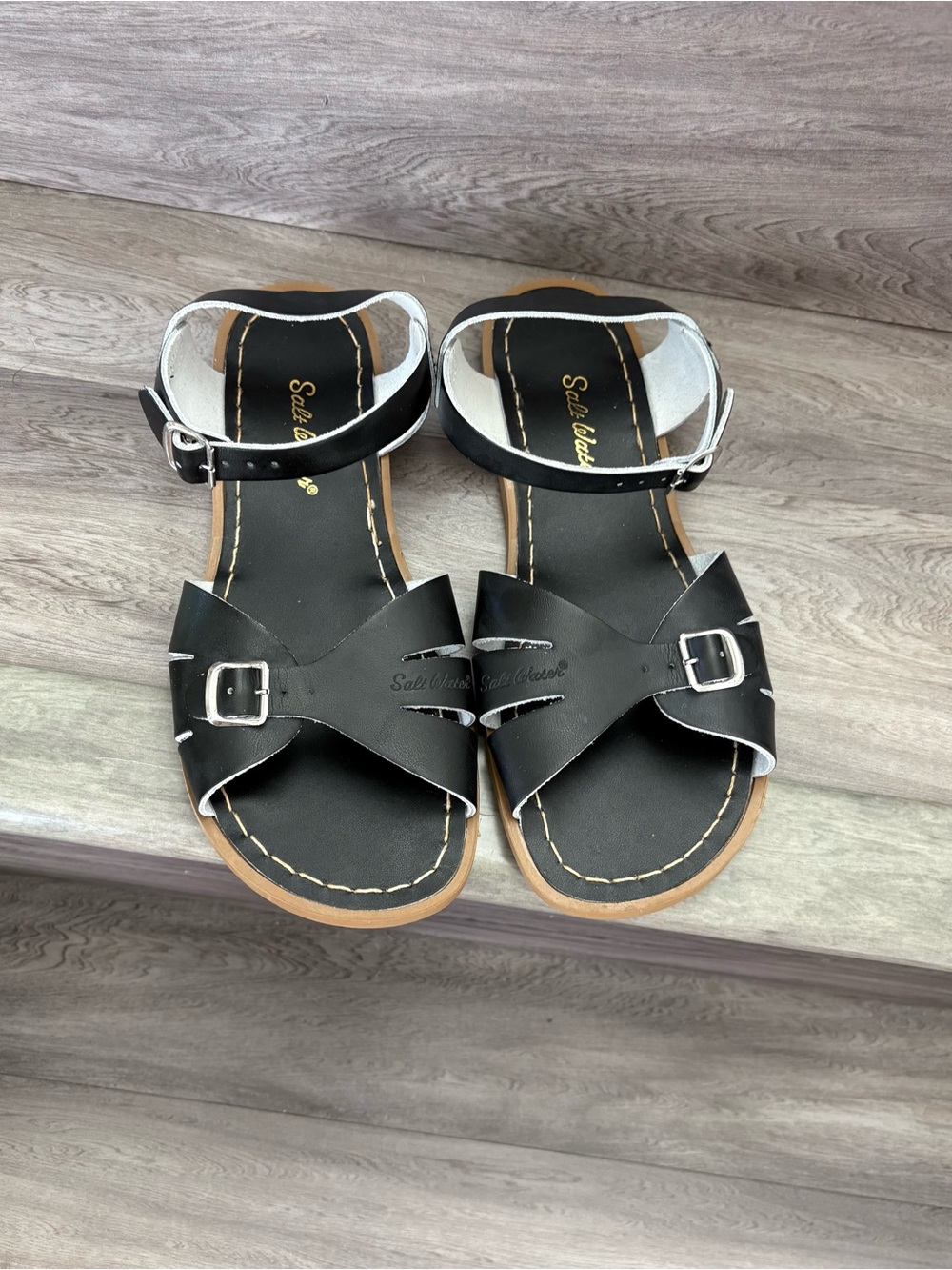 Salt Water Classic Sandals in Black, Size 8